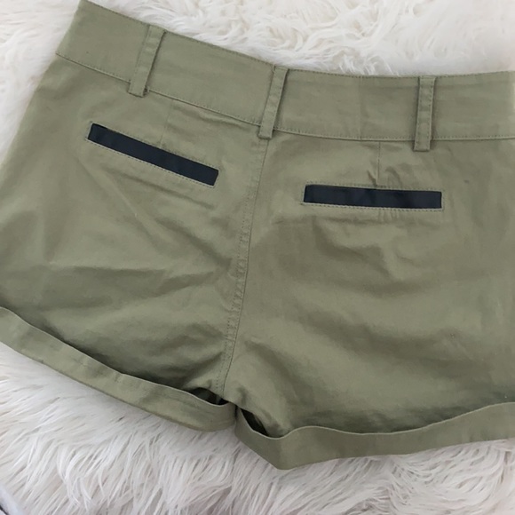 BEBE shorts - Picture 2 of 2